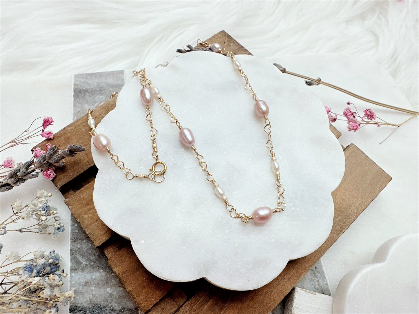 Muave Pink and White Freshwater Pearl Necklace