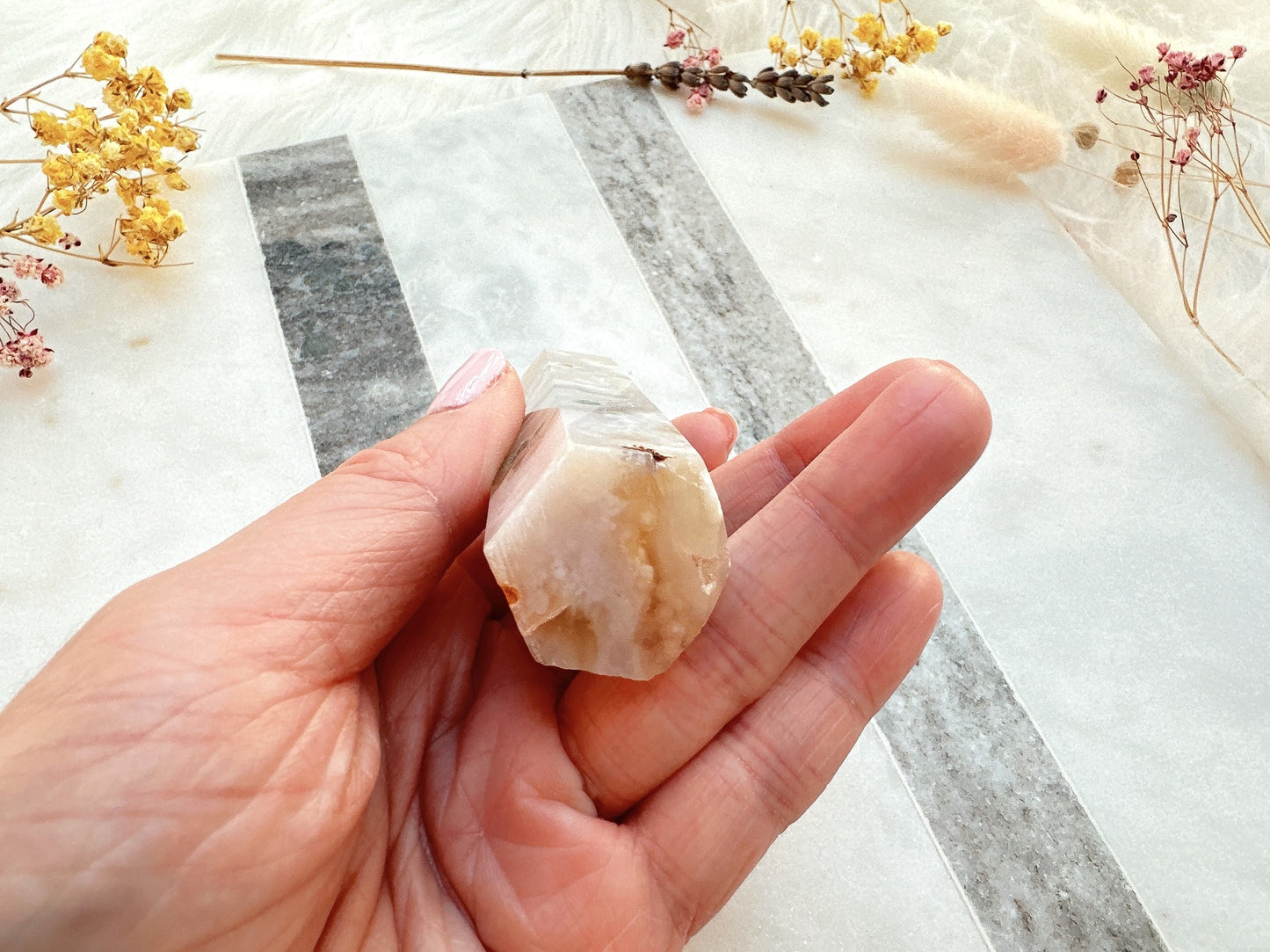 Small Flower Agate Tower