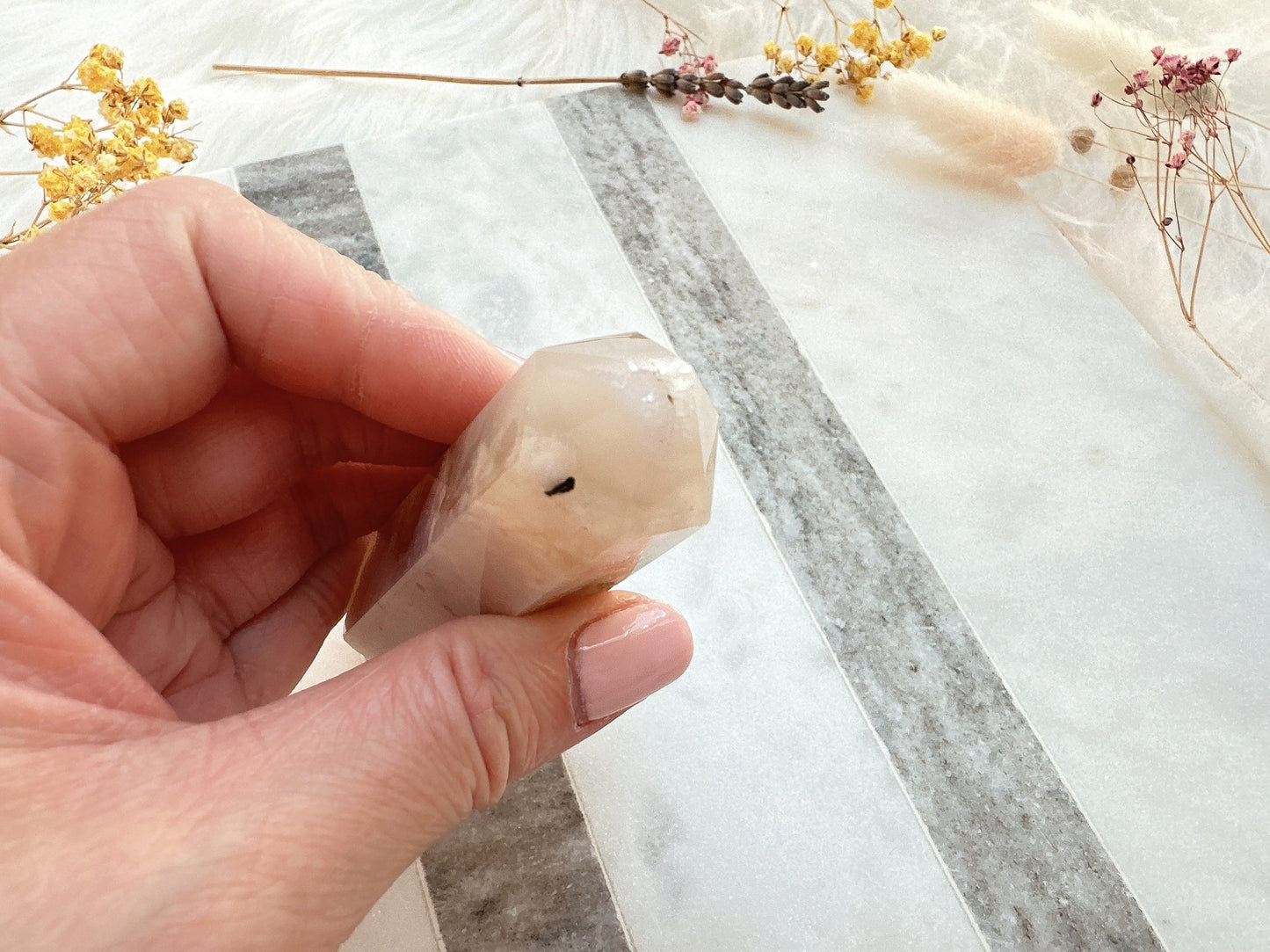 Small Flower Agate Tower