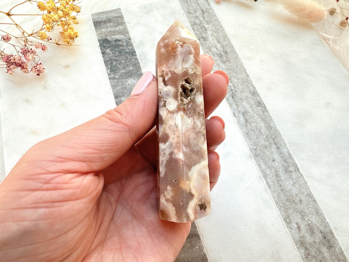 Small Flower Agate Tower