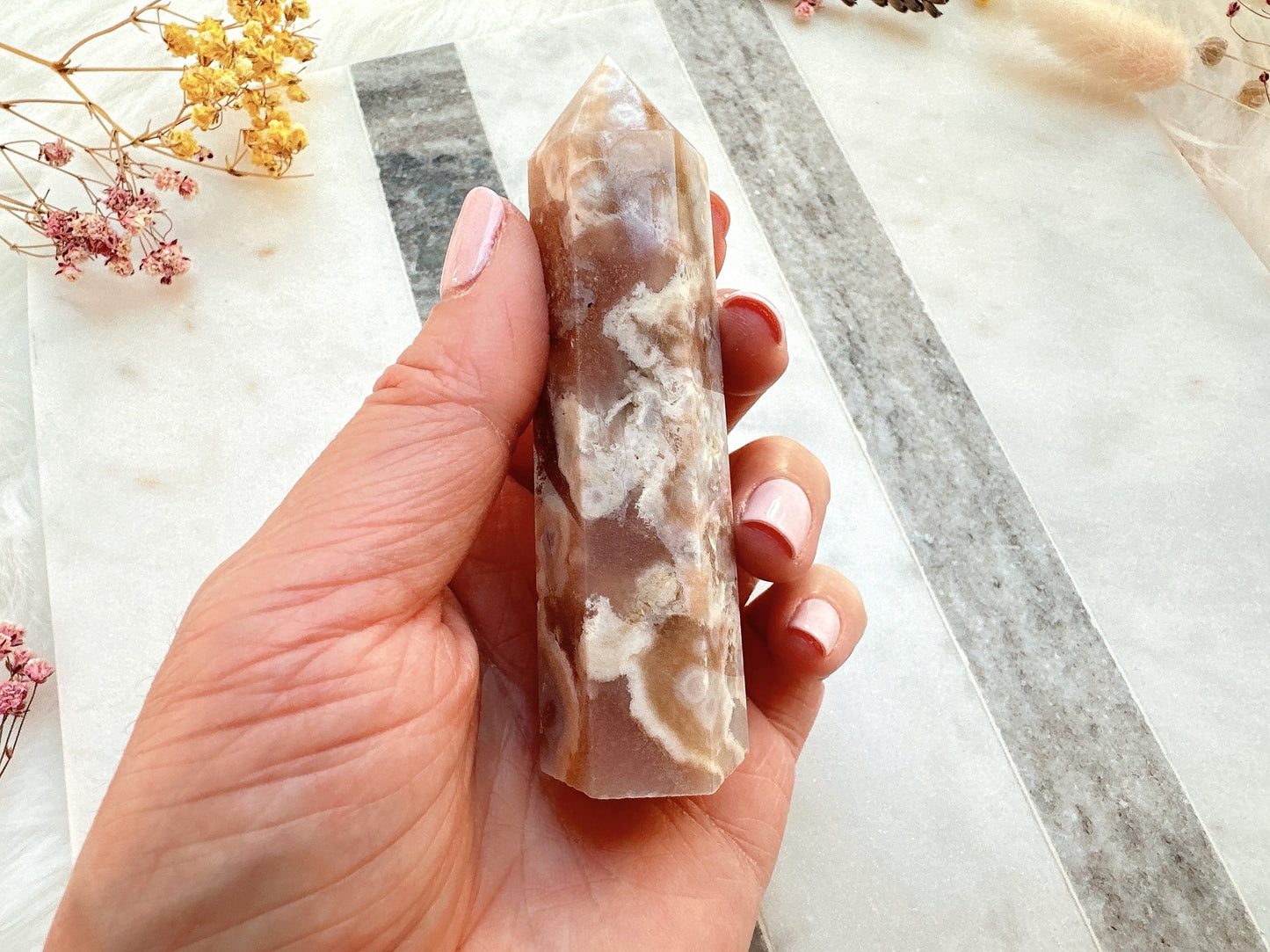 Small Flower Agate Tower