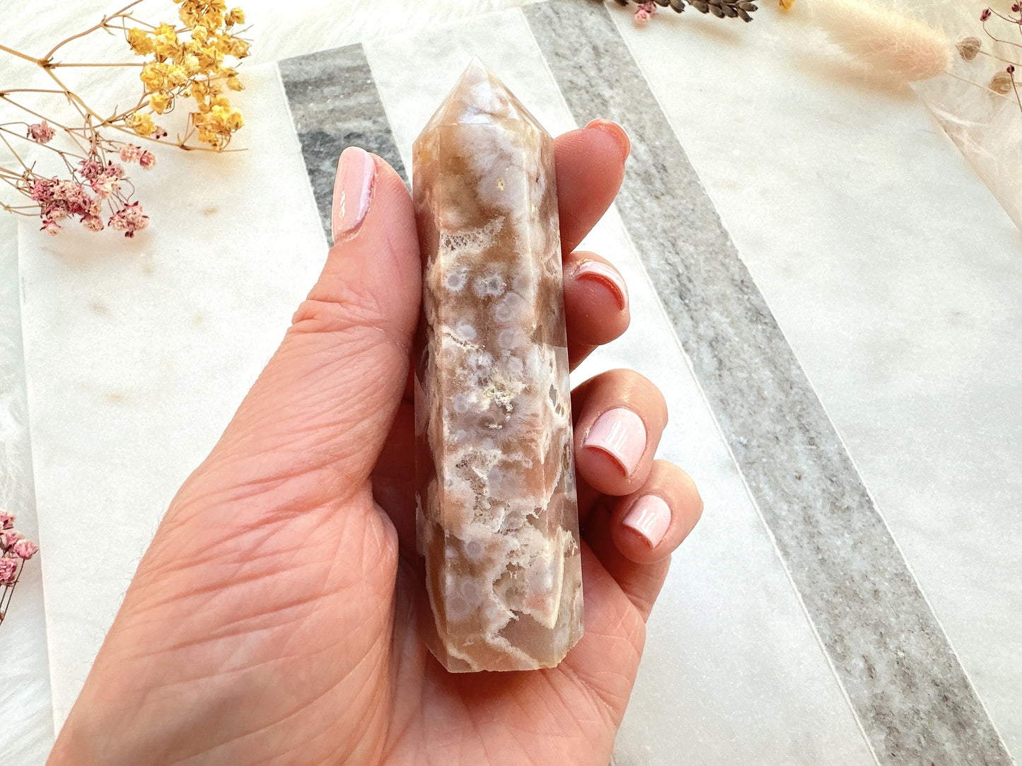 Small Flower Agate Tower