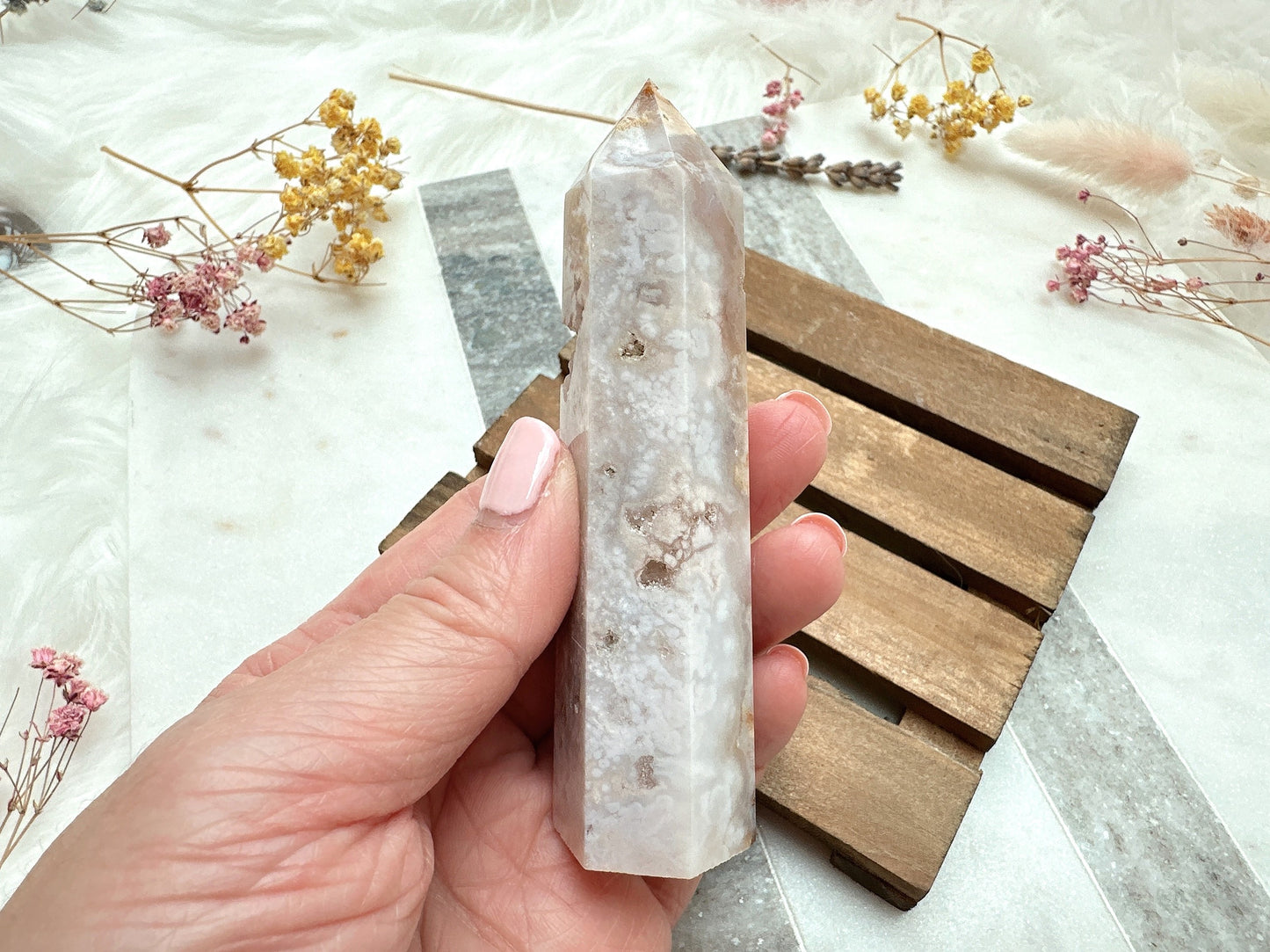 Flower Agate Tower Obelisk