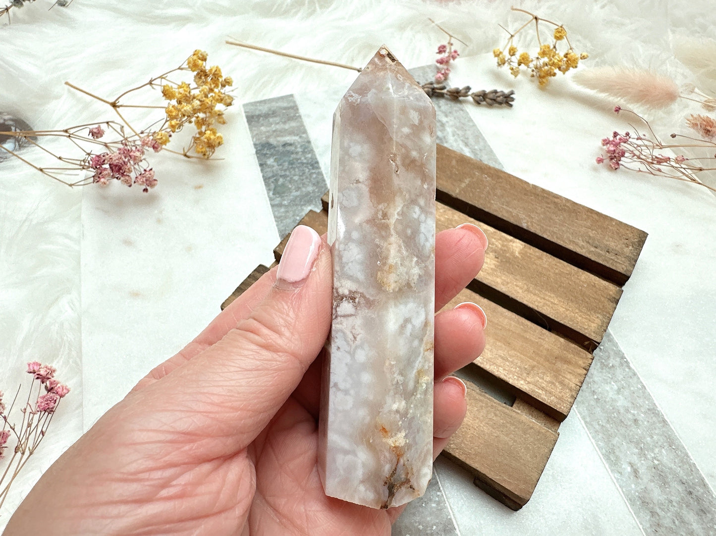 Flower Agate Tower Obelisk