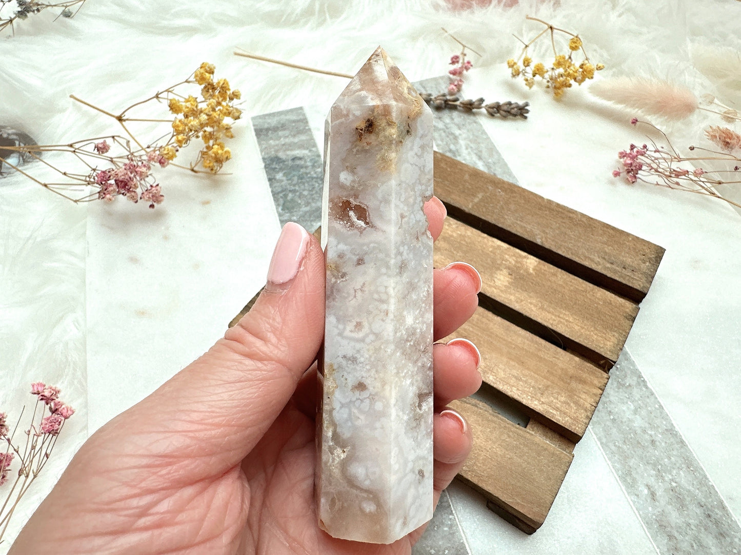 Flower Agate Tower Obelisk