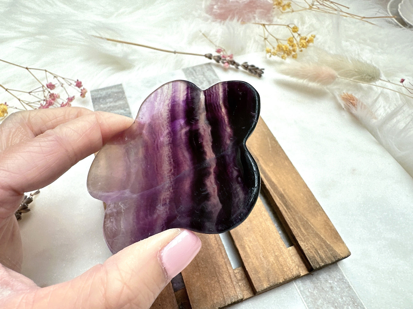 Small Fluorite Flower Bowl with Mini Crystal Hearts Bundle Set