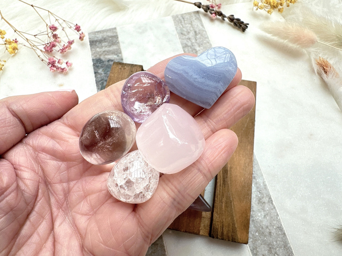 Small Fluorite Moon Bowl with Mini Crystals Bundle Set