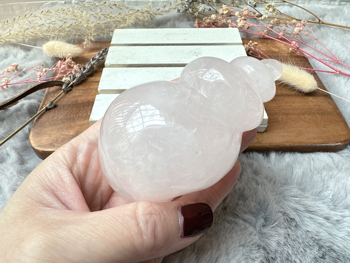 Rose Quartz Seashell Carving