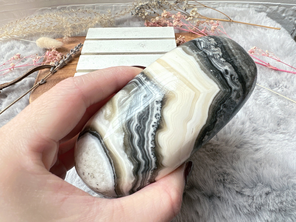 Large Mexican Onyx/Calcite Heart