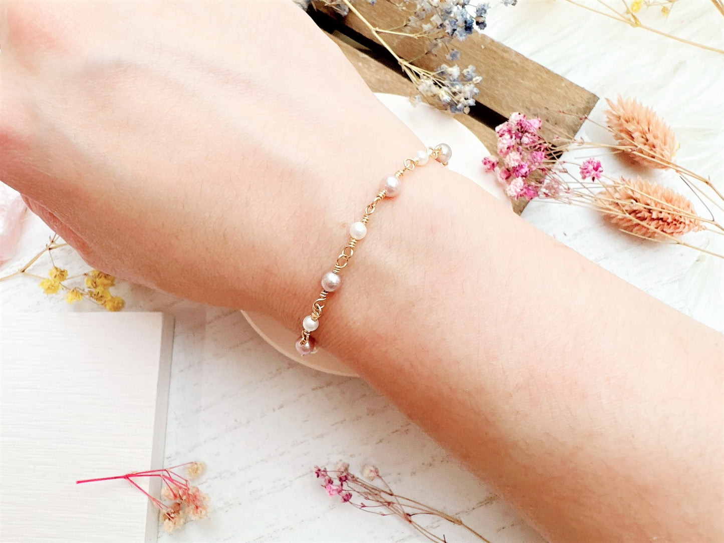Lavender and White Freshwater Pearl Bracelet