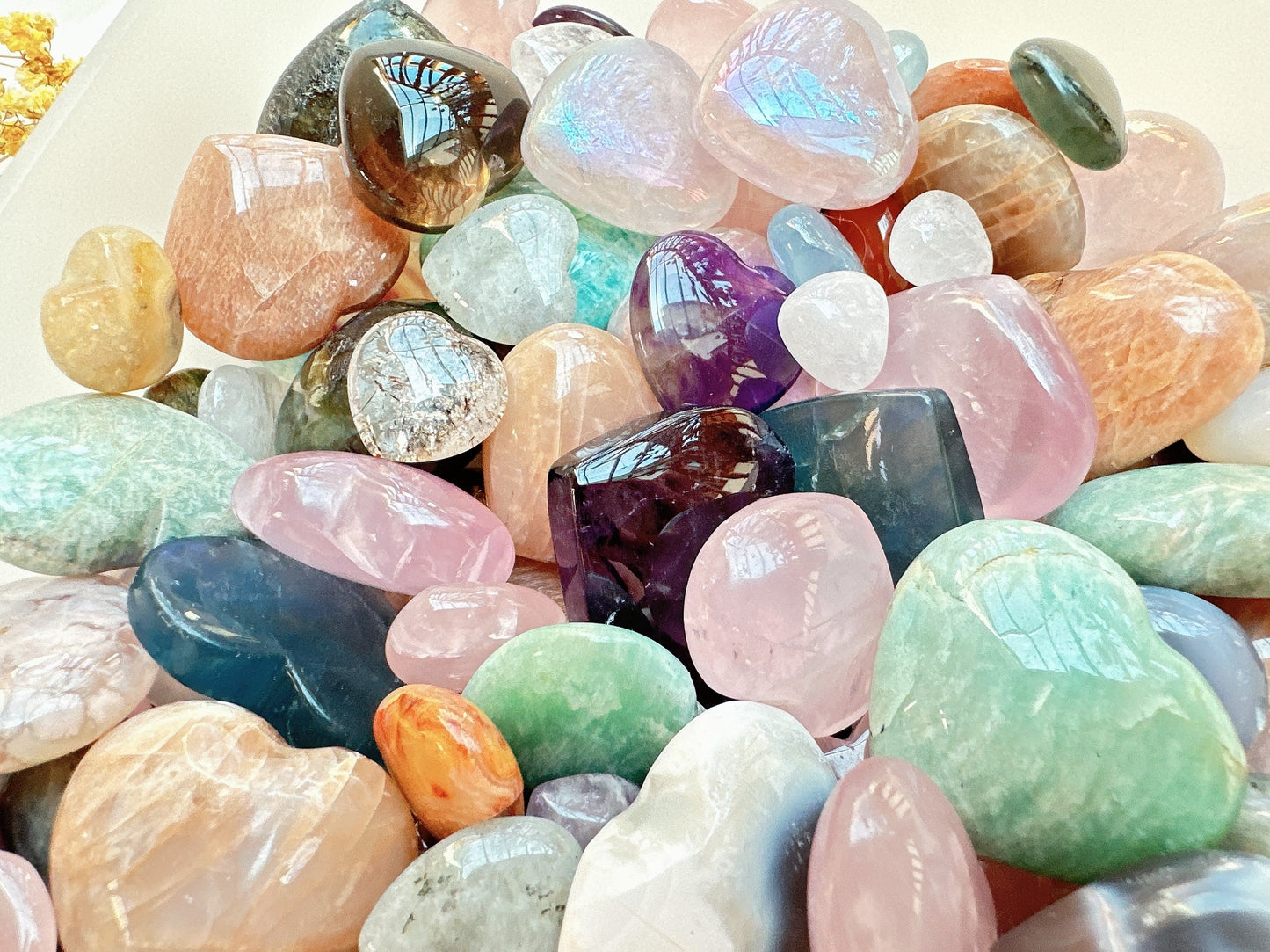 Crystal Hearts Confetti Scoop