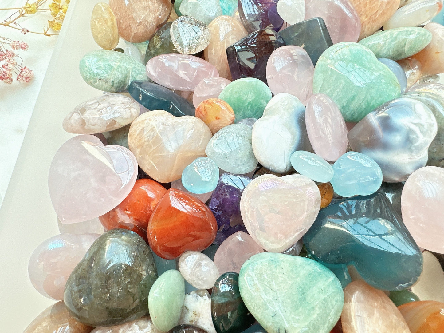 Crystal Hearts Confetti Scoop