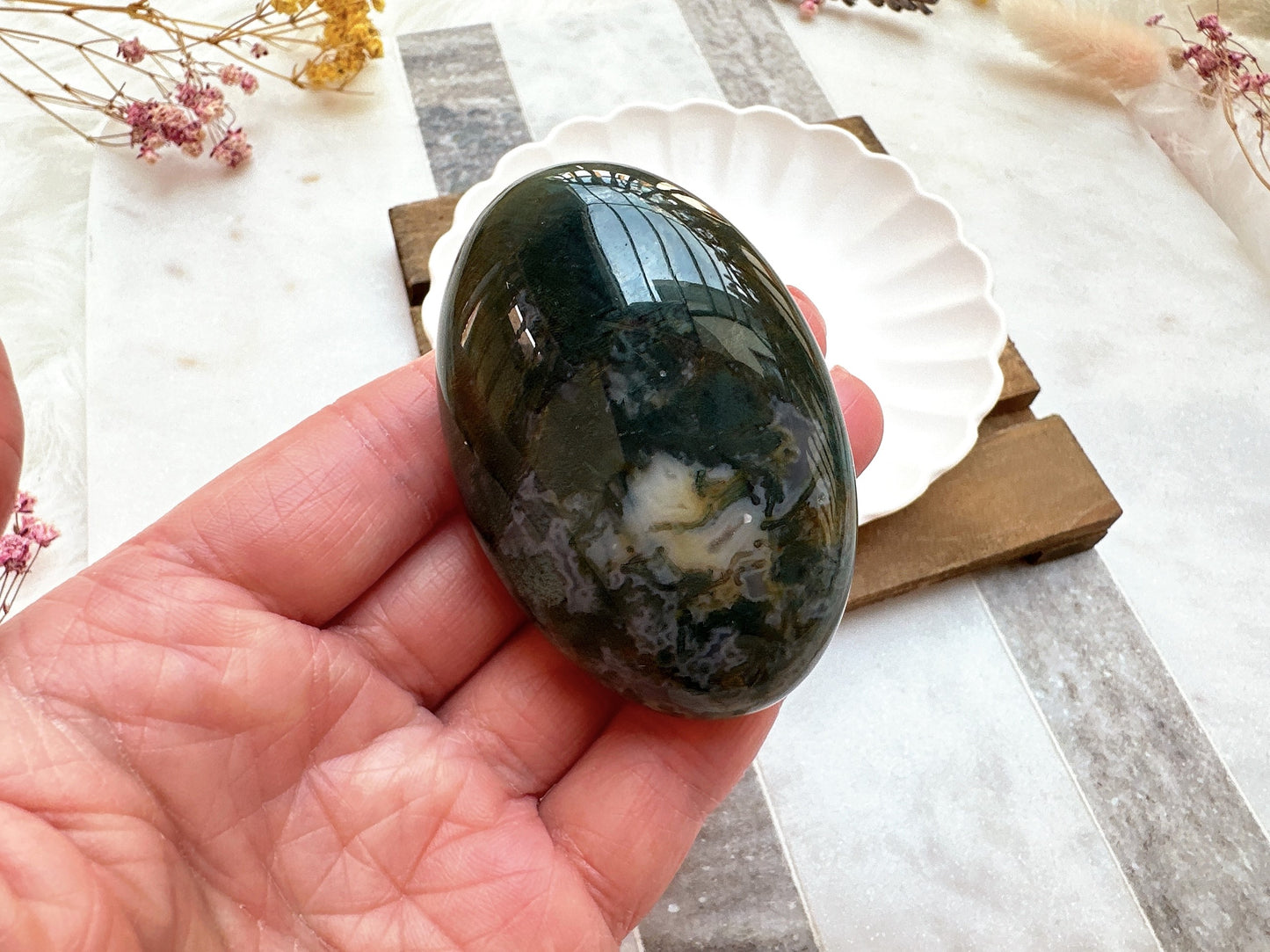 Moss Agate Palm Stone