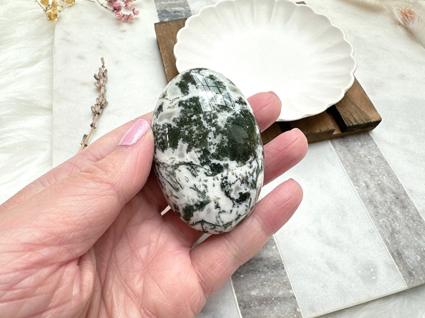 Moss Agate Palm Stone