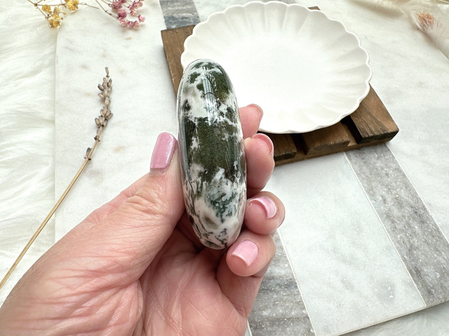 Moss Agate Palm Stone