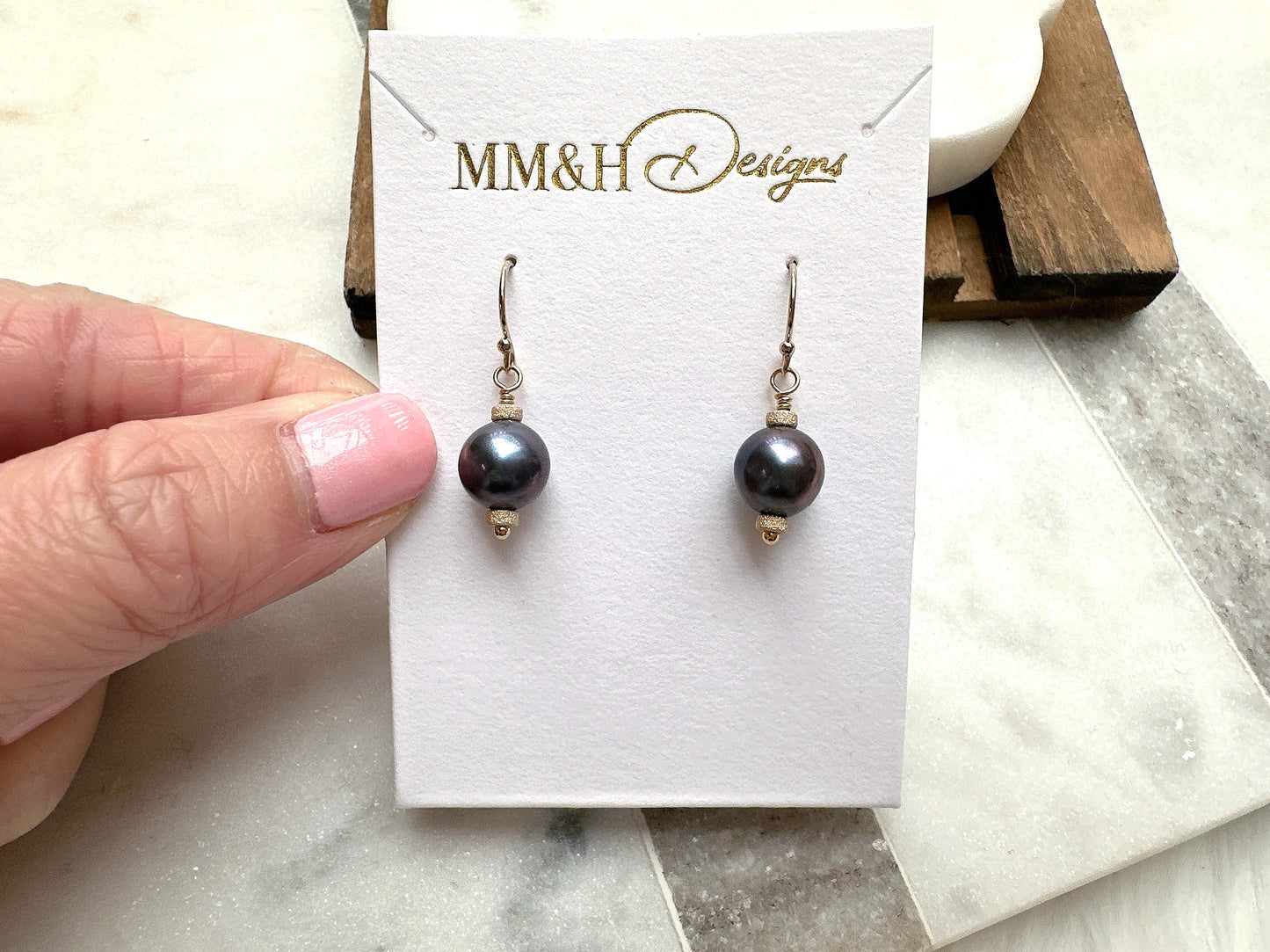 Elegant Rainbow Peacock Round Freshwater Pearl Earrings