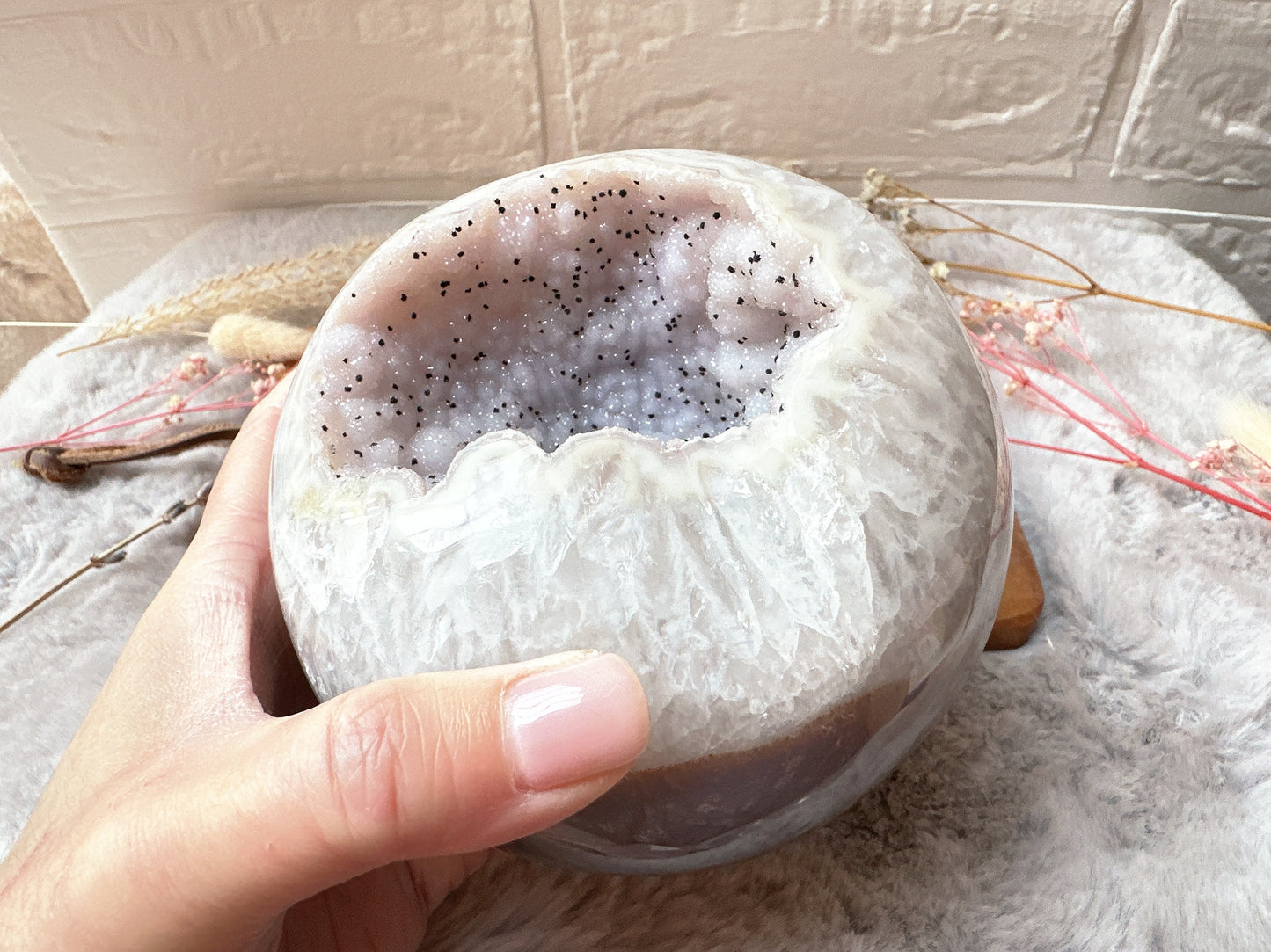 1.69kg Large Agate Druzy Sphere (Imperfect)