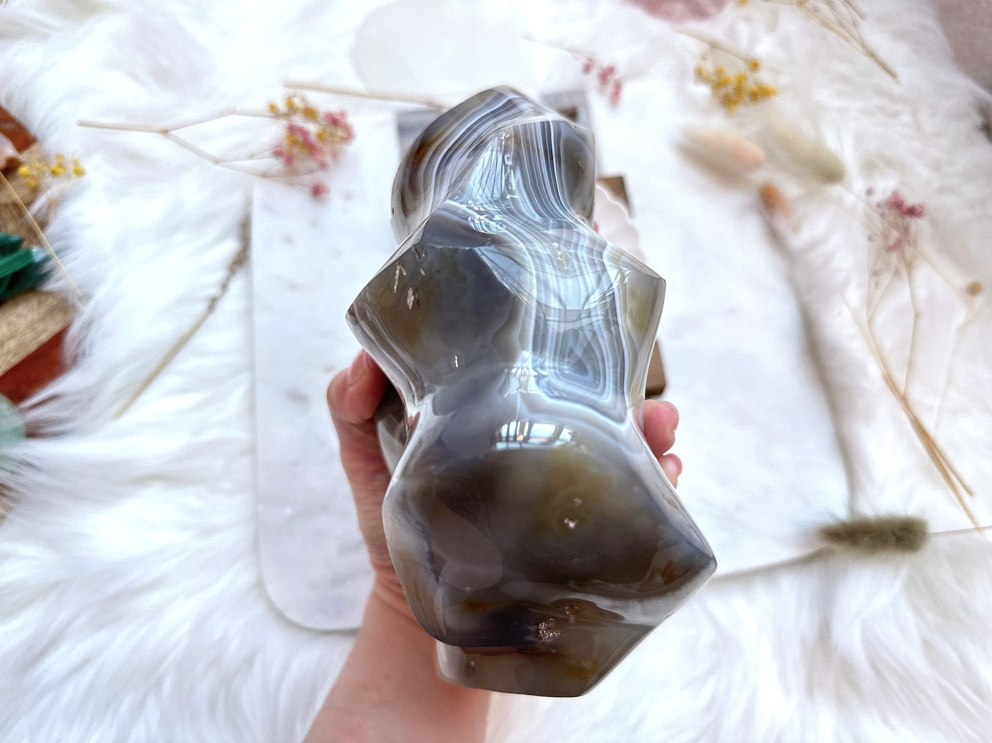 1.94kg Large Agate Flame