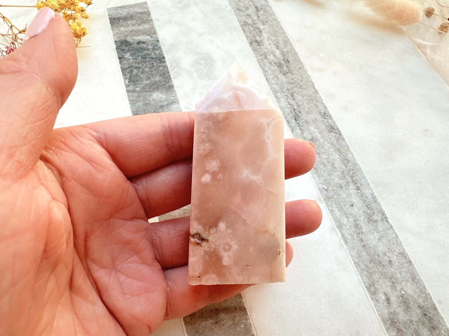 Small Flower Agate Tower