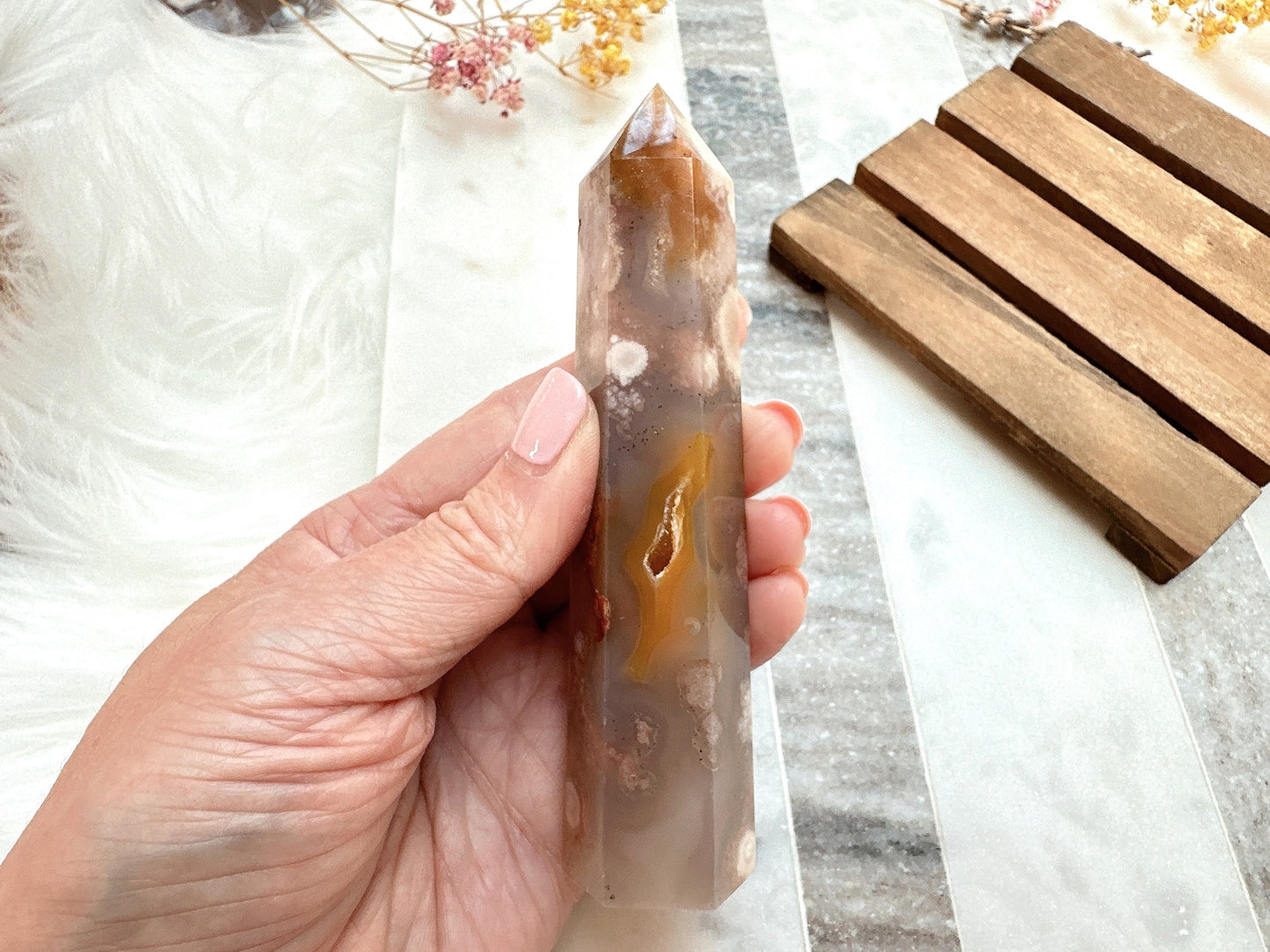 Flower Agate Tower Obelisk