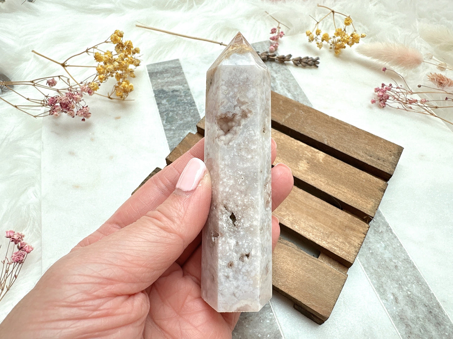 Flower Agate Tower Obelisk