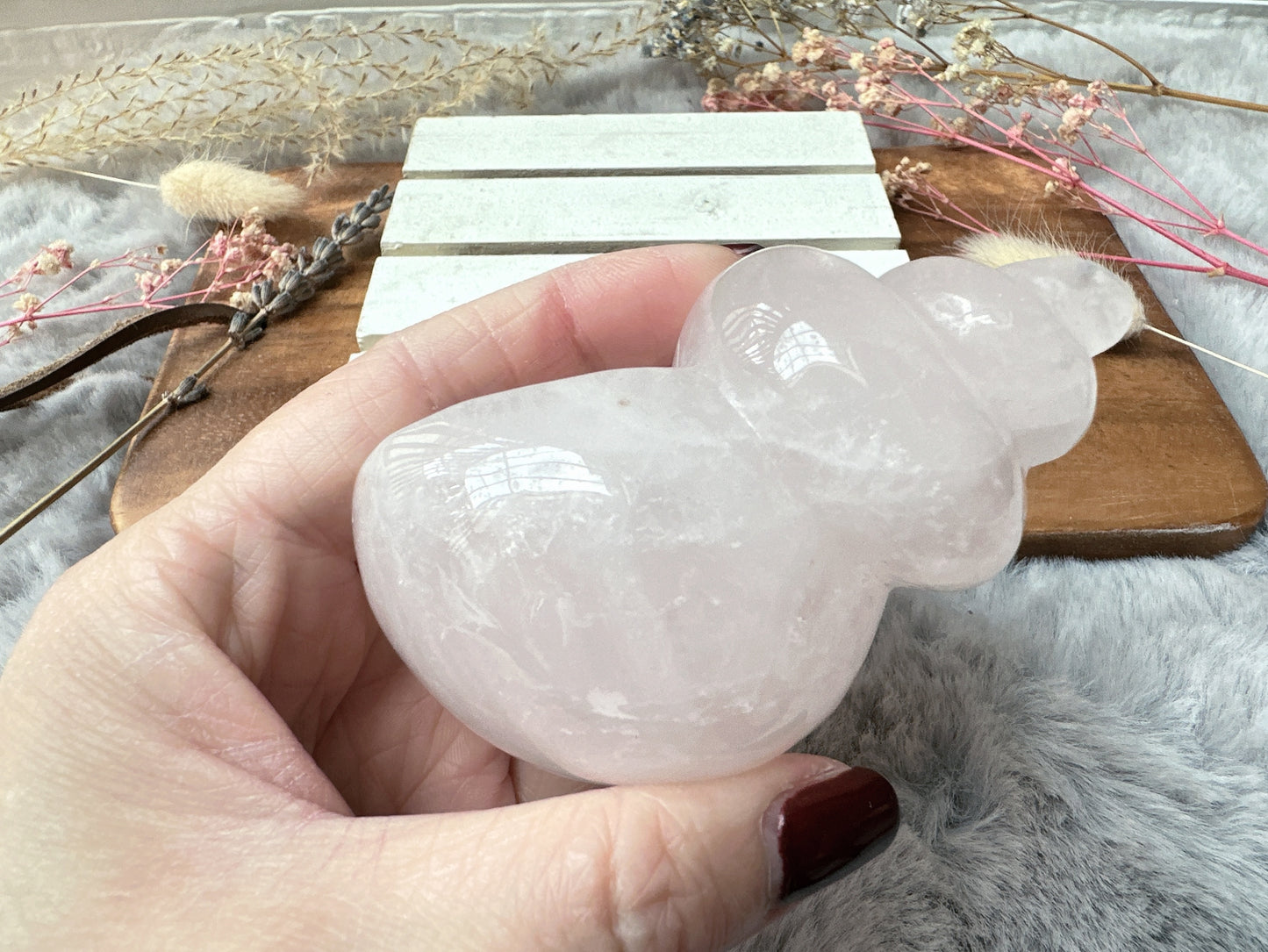 Rose Quartz Seashell Carving