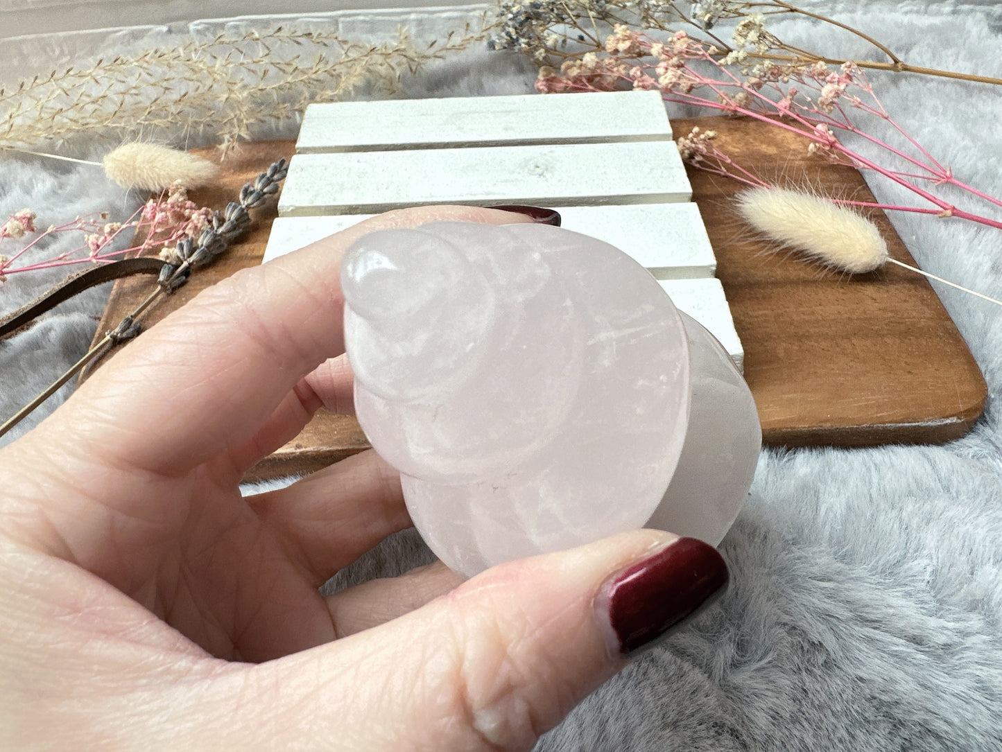 Rose Quartz Seashell Carving