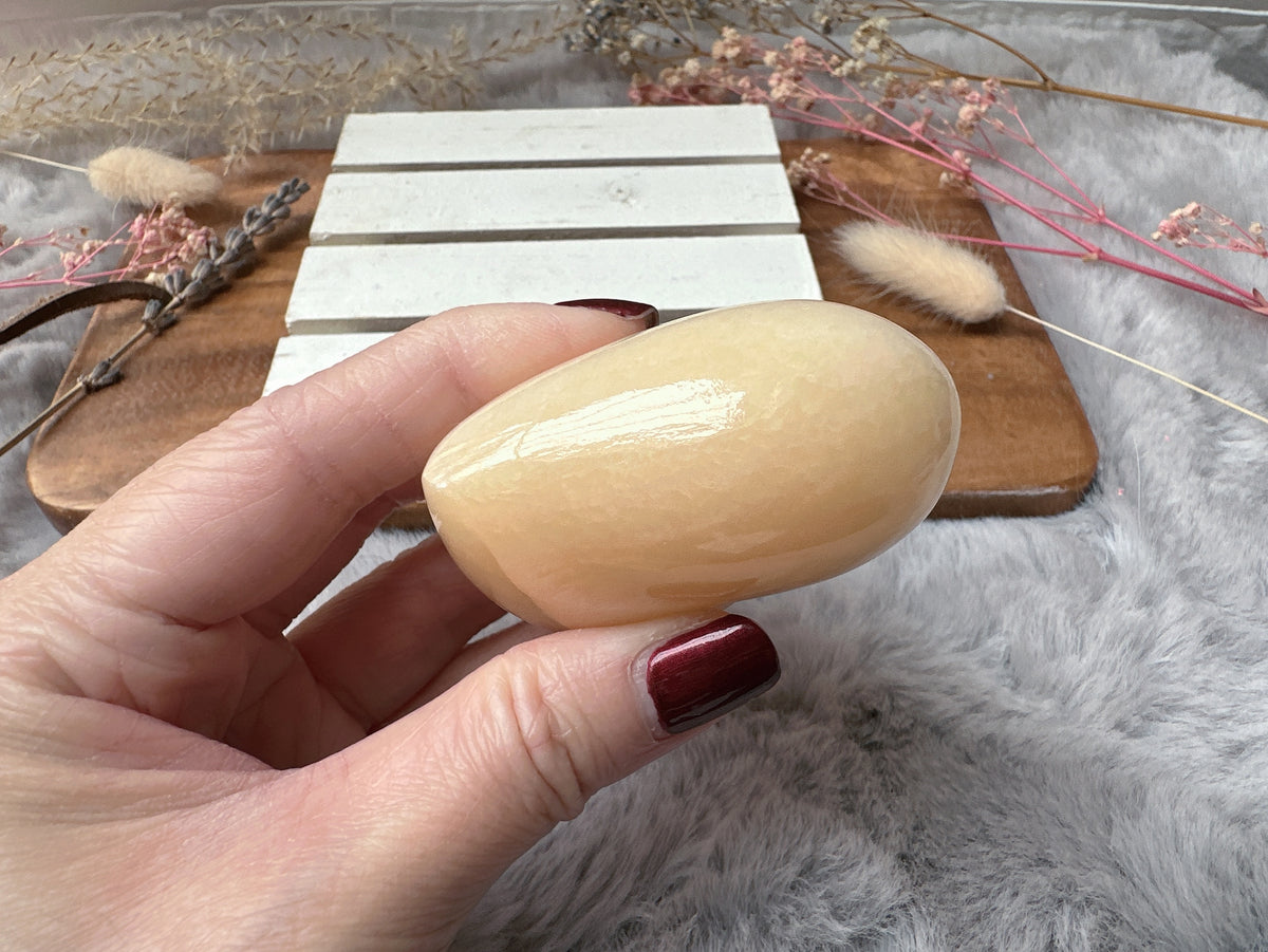 Mexican Onyx/Calcite Heart