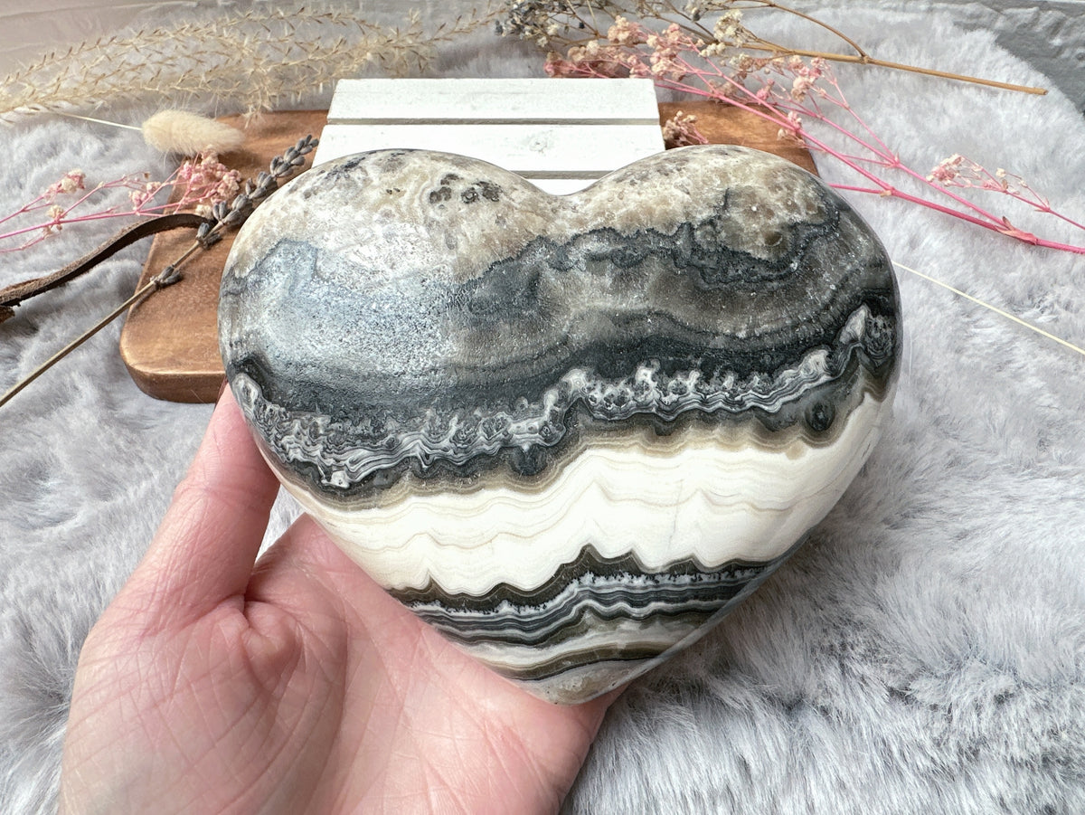 Large Mexican Onyx/Calcite Heart