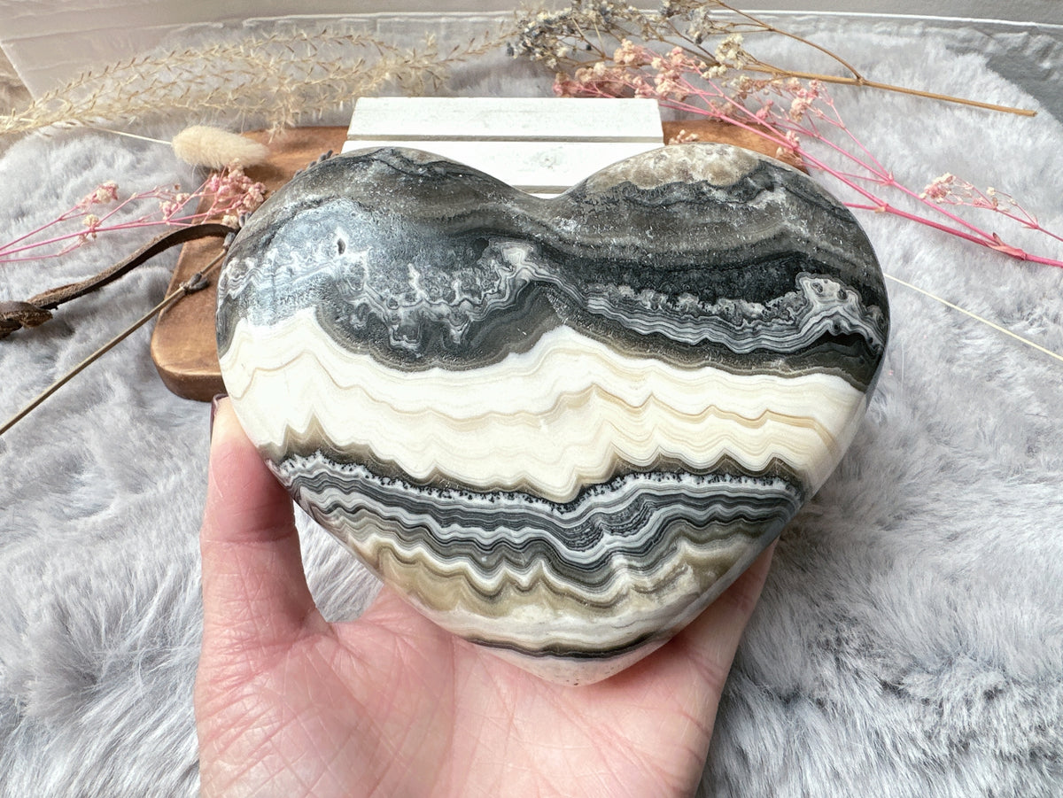 Large Mexican Onyx/Calcite Heart