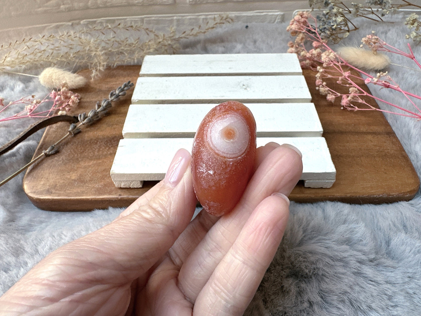 Small Gobi Agate Palm Stone