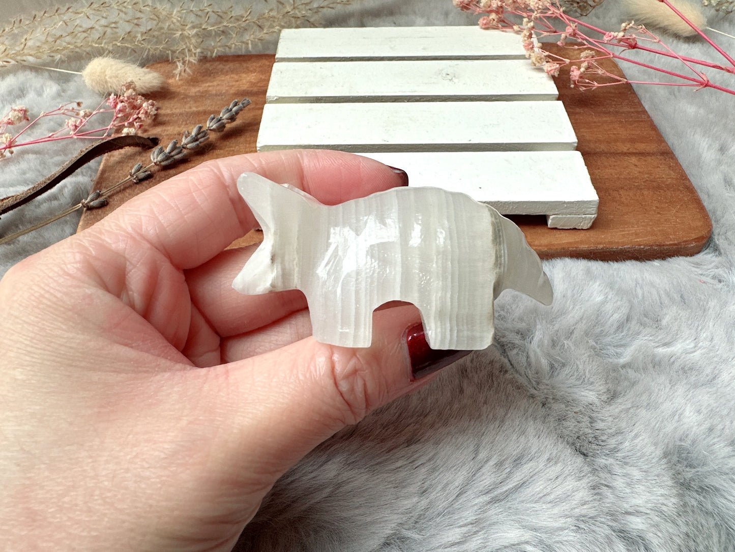 Onyx Armadillo Carving