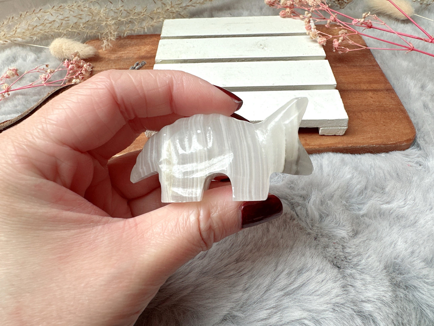 Onyx Armadillo Carving