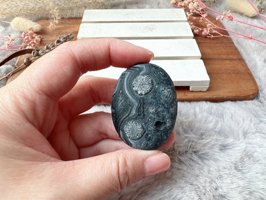 Small Gobi Agate Palm Stone