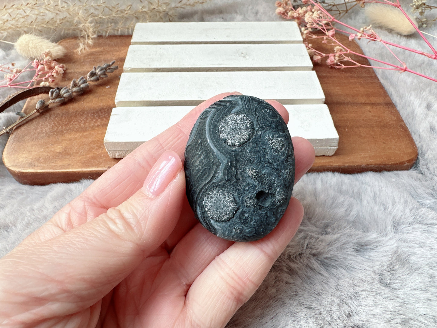 Small Gobi Agate Palm Stone