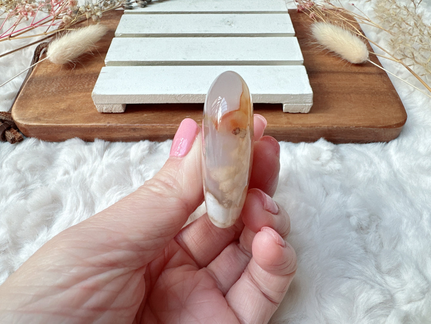 Small Flower Agate Heart