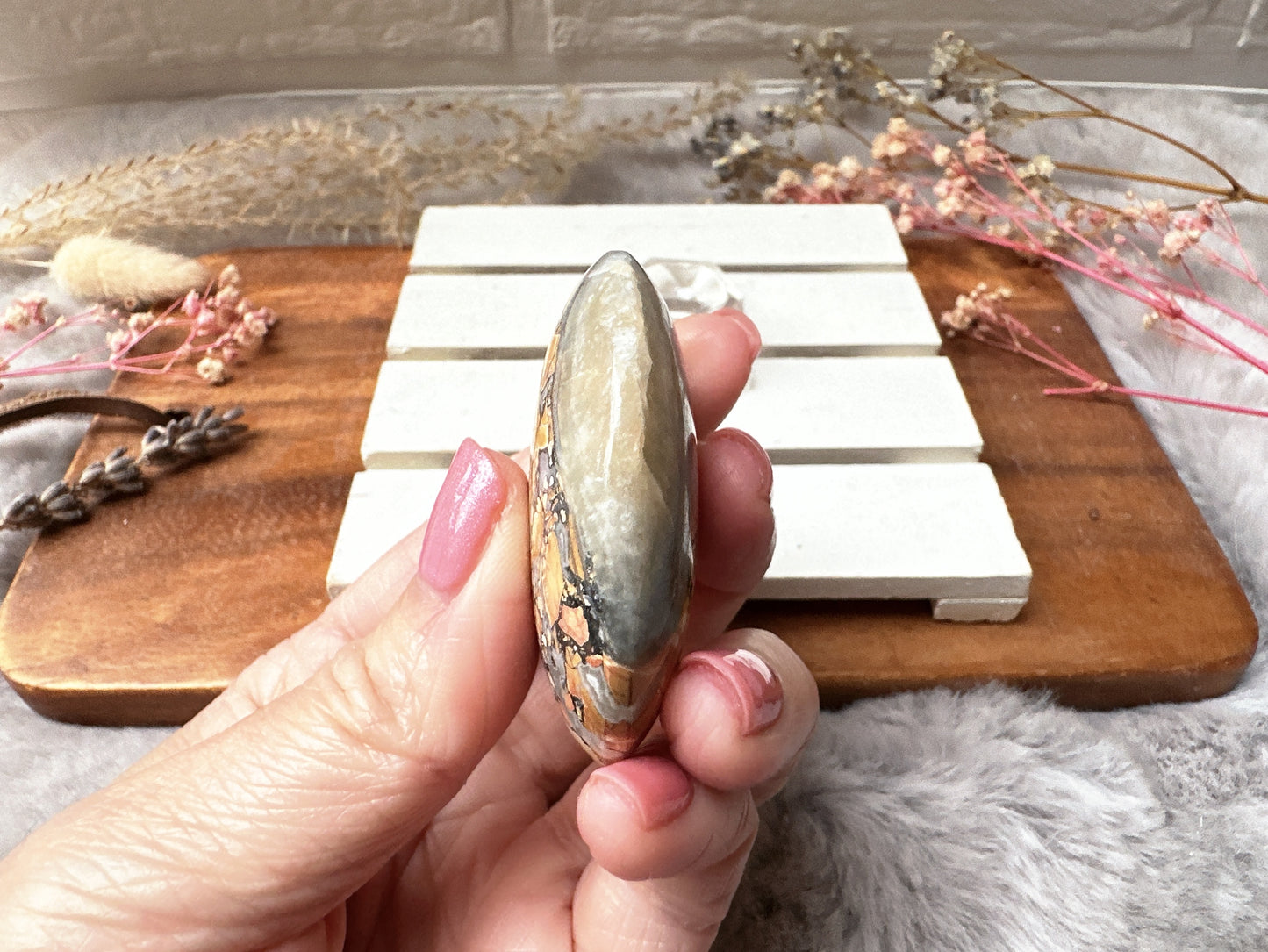 Small Maligano Jasper Palm Stone
