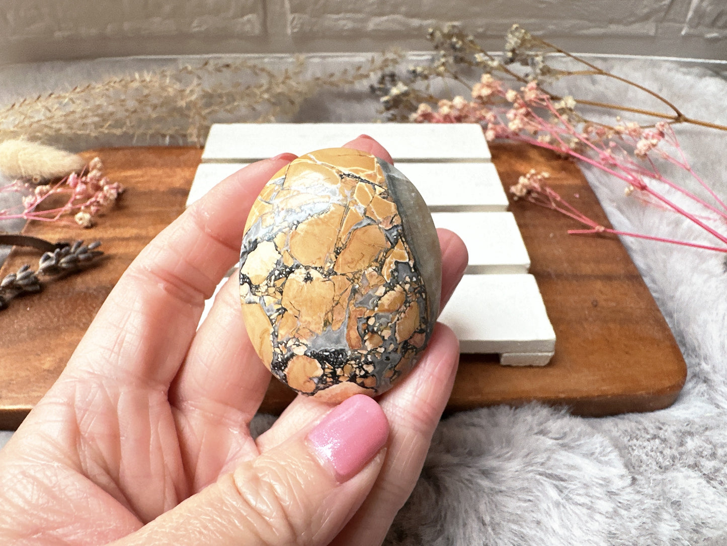 Small Maligano Jasper Palm Stone