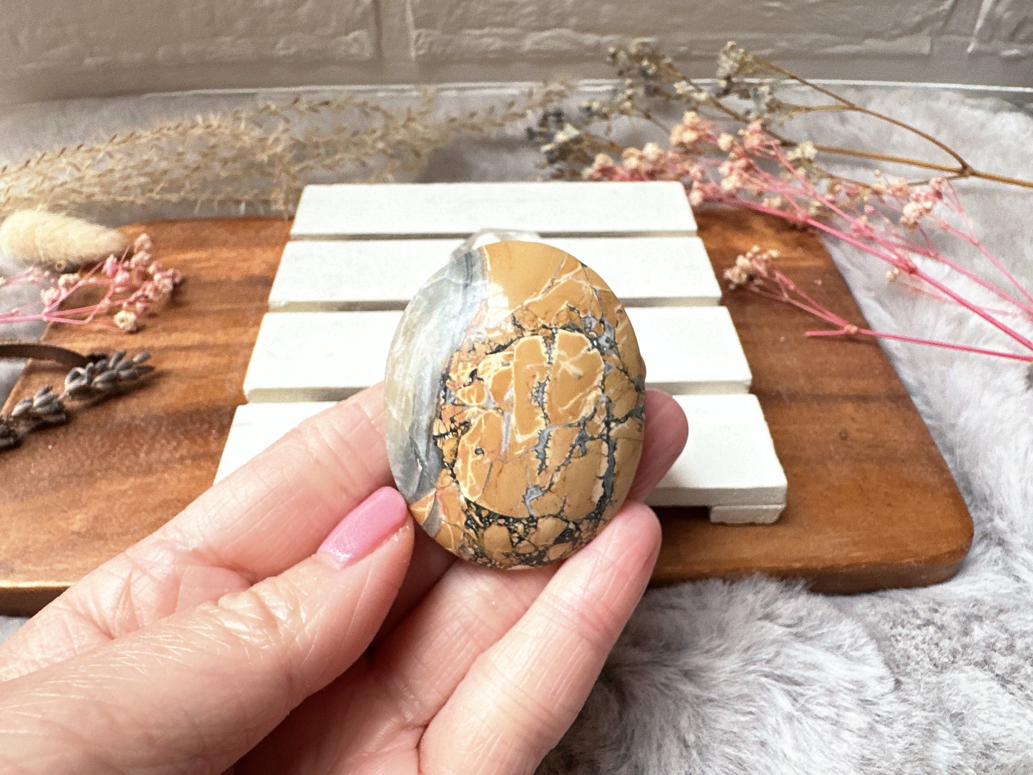 Small Maligano Jasper Palm Stone