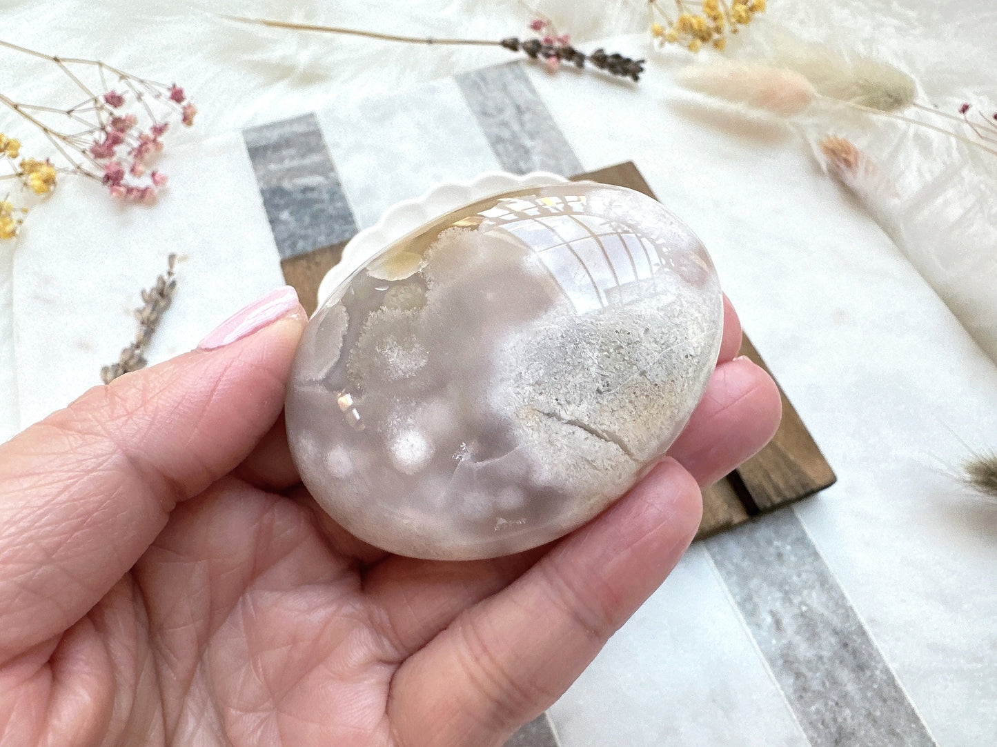 Flower Agate Palm Stone