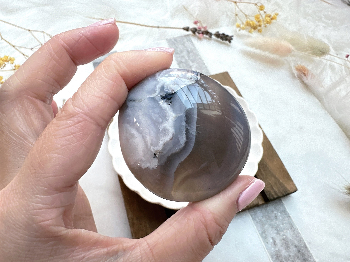 Flower Agate Palm Stone