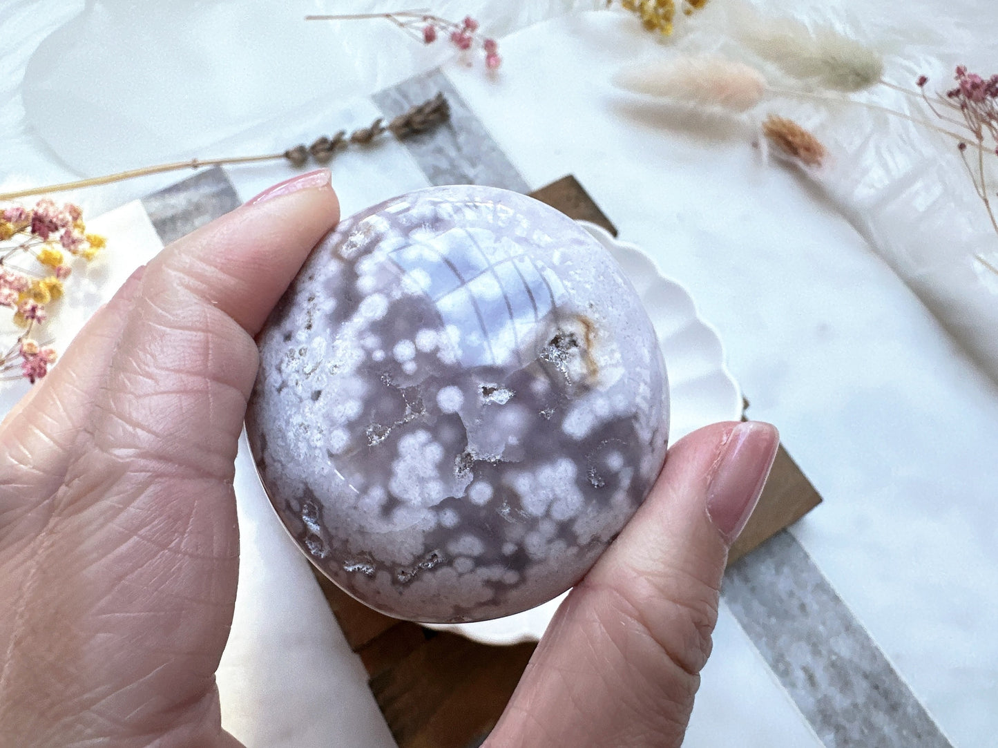 Flower Agate Palm Stone