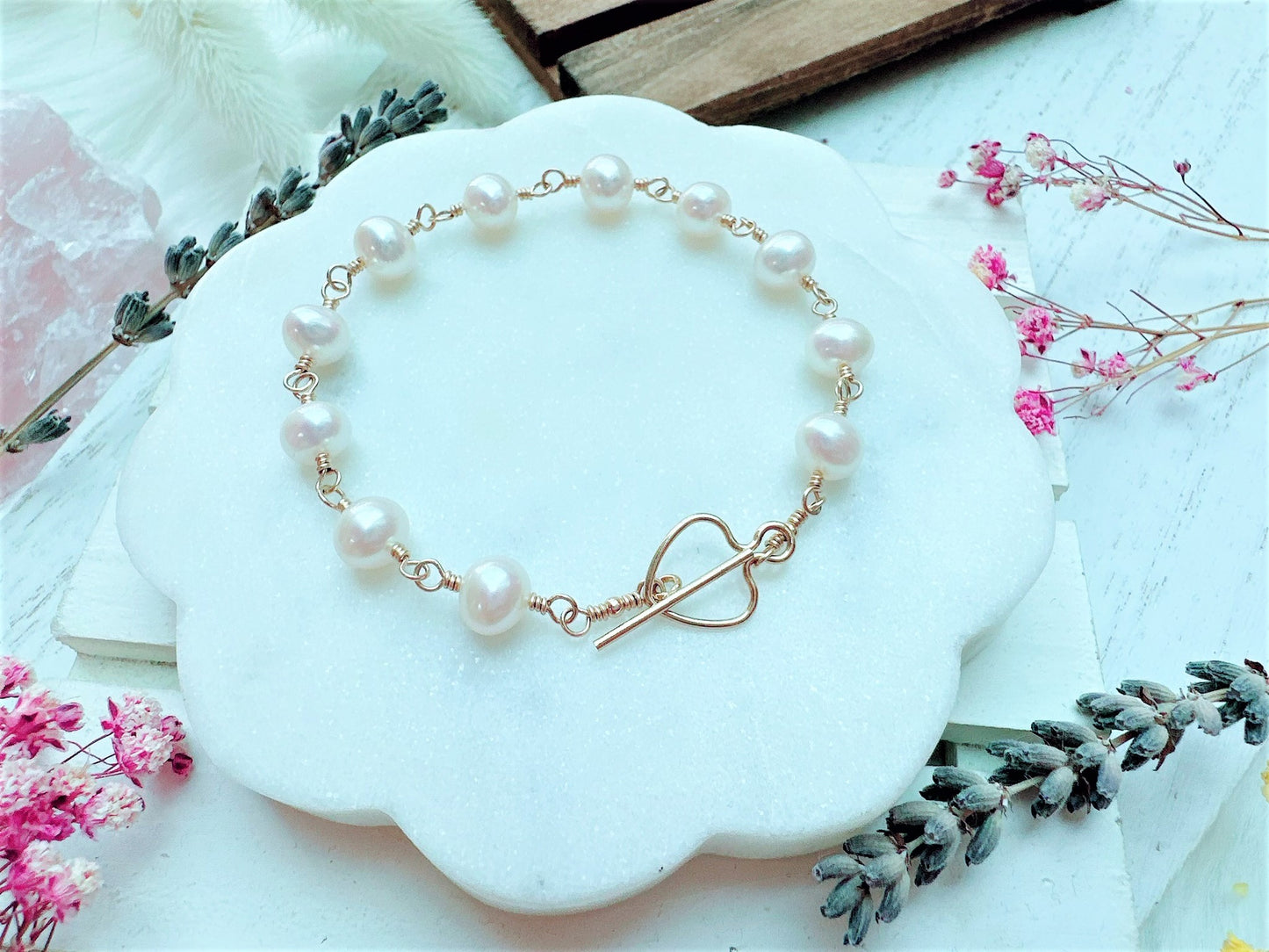 White Freshwater Pearl Bracelet