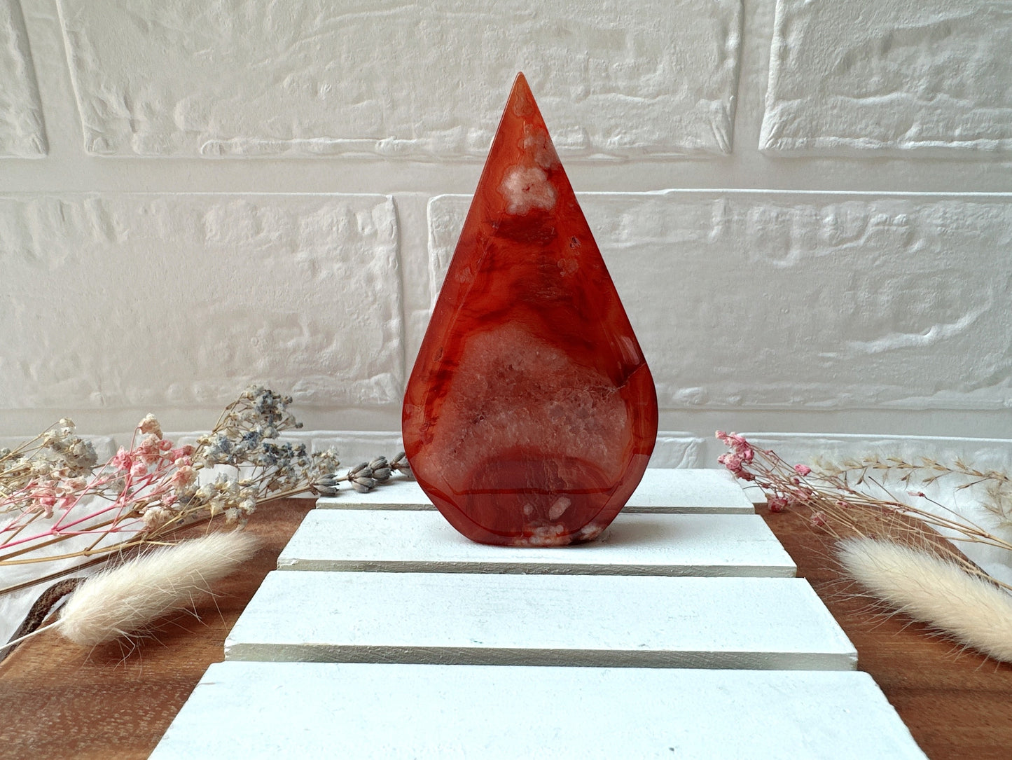 Carnelian with Flower Agate Flame