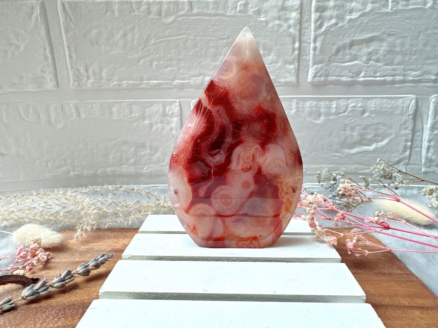 Carnelian with Flower Agate Flame