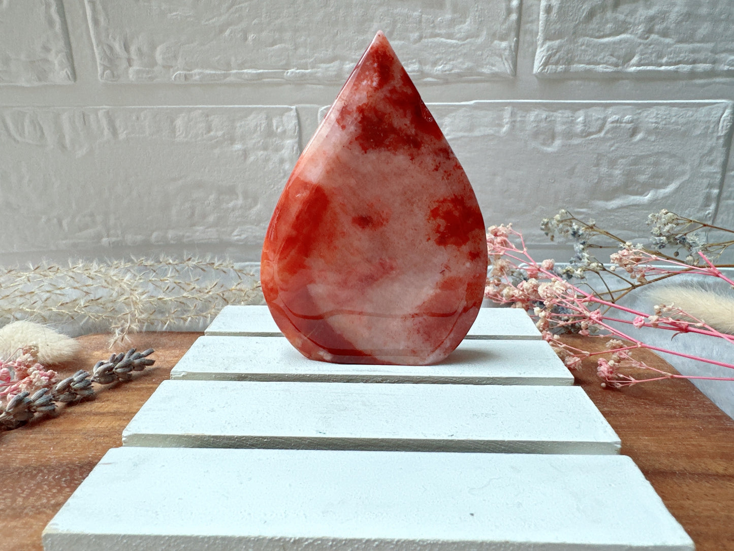 Carnelian with Flower Agate Flame