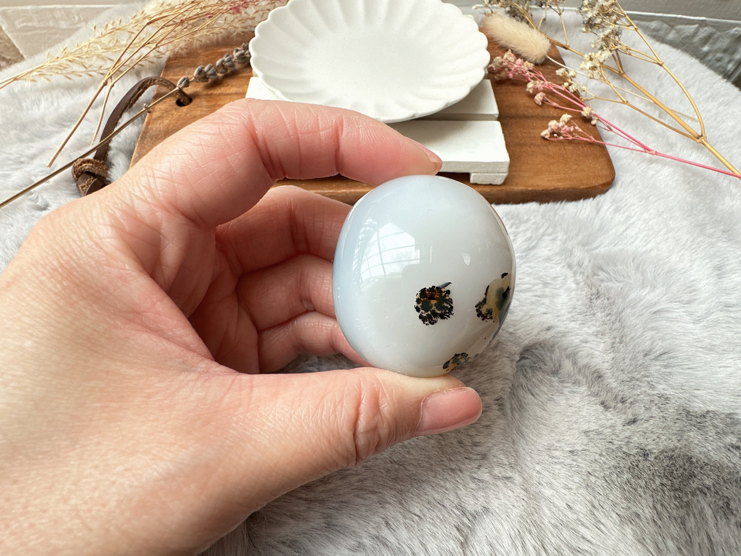 Small Agate Palm Stone