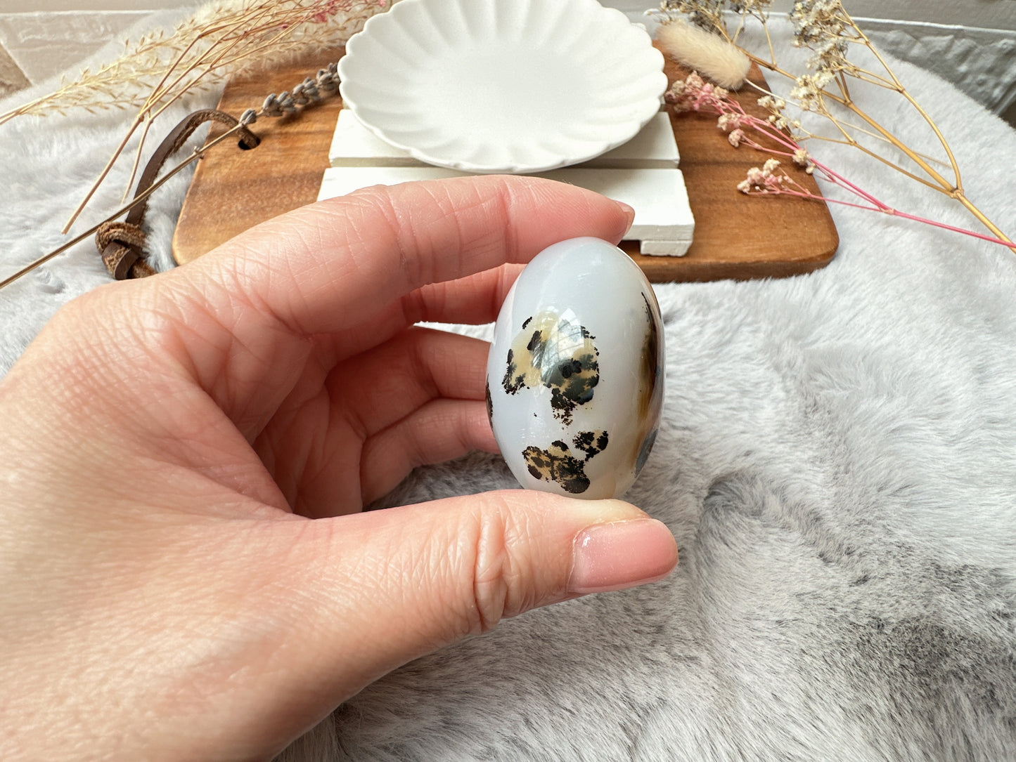 Small Agate Palm Stone