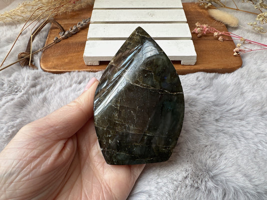 Labradorite Flame/Free Form (Imperfect)