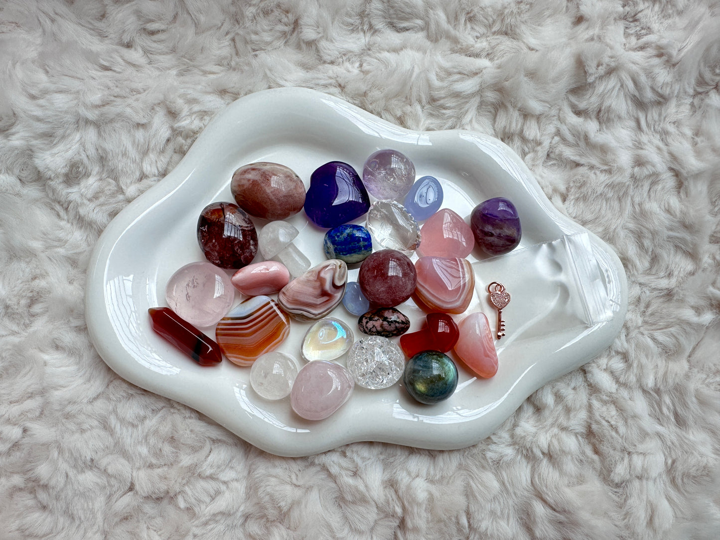 Love Mini Crystals Confetti Scoop